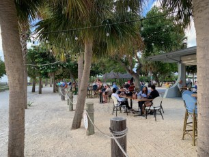 Bar The Cleat Mia au No Name Harbor dans le Cape Florida State Park sur l'île de Key Biscayne à Miami