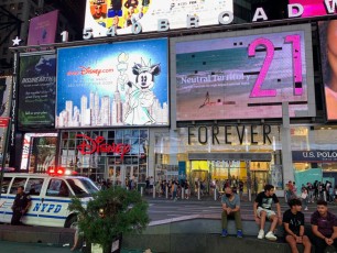 Times-Square-visiter-new-york-guide-de-voyage-7727~photo