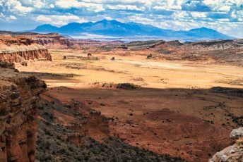 Cathedral-valley-Capitol-Reef-National-park-utah-6932