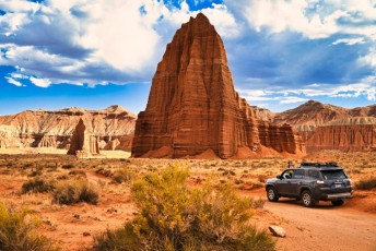 Cathedral-valley-Capitol-Reef-National-park-utah-7050