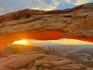 Islands-in-the-sky-canyonlands-national-park-utah-1400~photo