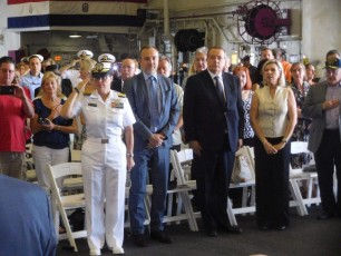 Remises de Légions D'Honneur sur L'USS Bataan à Fot Lauderdale