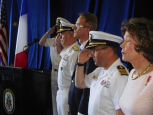 Remises de Légions D'Honneur sur L'USS Bataan à Fot Lauderdale