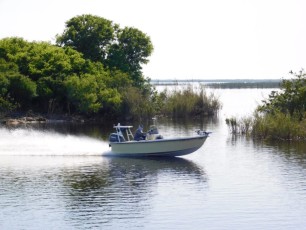 Bateau sur le Lac Okeechobee à Lake Port (en Floride)