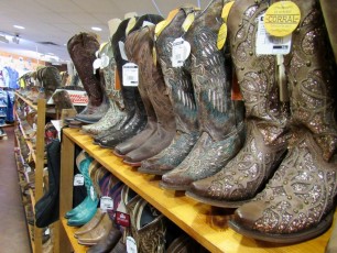 Bottes dans le magasin cowboy/western Grifs à Davie en Floride.
