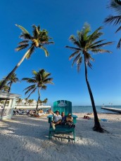 Key-West-Southernmost-Beach-and-Cafe-Floride-8449