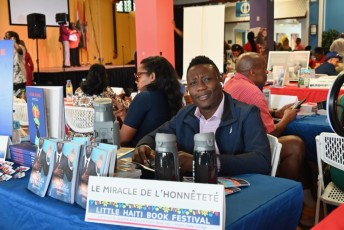 fete-du-livre-2024-little-haiti-miami-2955