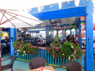 Island-Gypsy-Cafe-Marina-Bar-isle-of-capri-naples-Floride-8442