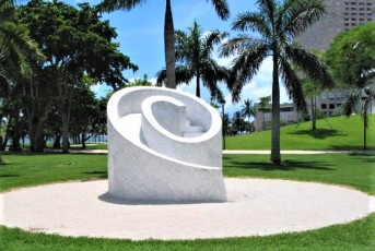 Isamu Nogushi "Slide Mantra" Photo courtesy of Miami-Dade Public Art Collection