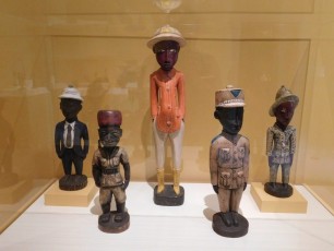 Statuettes coloniales / Museum of Fine Arts de St Petersburg en Floride