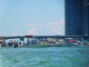 Fêtes sur les bateaux / Haulover Sand Bar / Miami