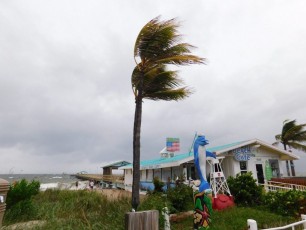 Fort Lauderdale à 14h jeudi 6 octobre : c'était "hurricane party" pour de nombreux badauds !