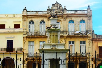 Plaza Vieja - Habana Vieja La Havane - Cuba