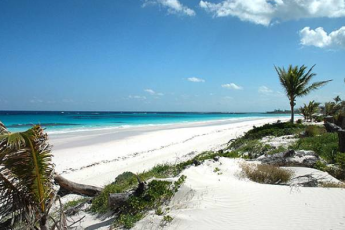 Bahamas Eleuthera - French Leave Beach