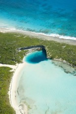 Bahamas Long Island - Deans-Blue-Hole - Clarence Town