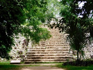 Ek-Balam-Pyramide-Maya-Mexique-8175
