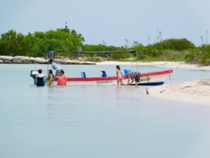 Plage sur le lagon de Rio Lagartos vu de drone.