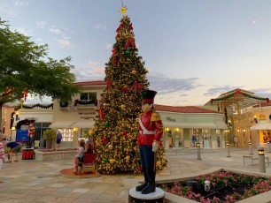 Décorations de Noël dans le centre de Naples en Floride