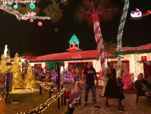Decorations-noel-macek-family-pompano-beach-floride-7257