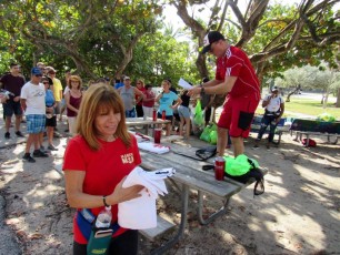 Les Canadiens ont nettoyé la plage de Hollywood (Floride)