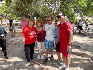 Les Canadiens ont nettoyé la plage de Hollywood (Floride)