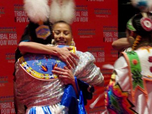 Pow wow des indiens seminoles au Hard Rock de Hollywood en Floride.