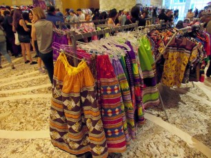 Pow wow des indiens seminoles au Hard Rock de Hollywood en Floride.