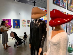 Expositions et foires d'art contemporain Red Dot et Spectrum dans le quartier de Wynwood à Miami.