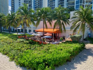 Le restaurant Tahiti Beach à Sunny Isles (Miami)