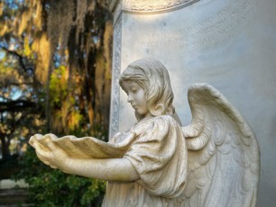 Bonaventure-cemetery-Savannah-5210