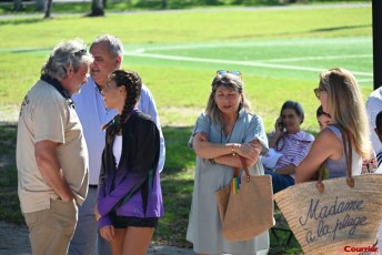 Le Marché de Noël francophone 2022 de l'association FAACT à Key Biscayne