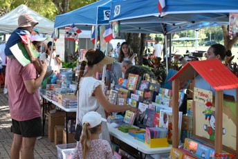 Marche-de-Noel-key-biscayne-faact-2022-5580
