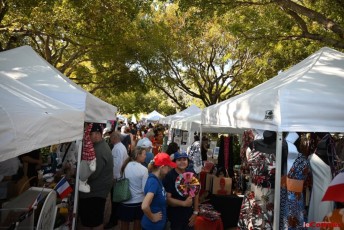 Le Marché de Noël francophone 2022 de l'association FAACT à Key Biscayne