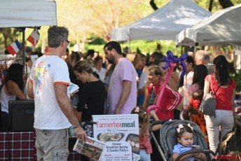 Marche-de-Noel-key-biscayne-faact-2022-5691