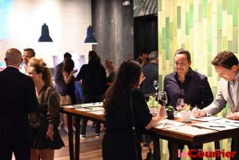 wine-and-cheese-efam-parents-eleves-ecole-franco-americaine-miami-2023-6414