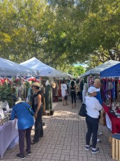 marche-de-noel-2024-miami-key-biscayne-5429