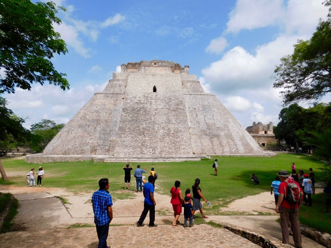 Uxmal et la route Puuc dans le Yucatan : pyramides et villes mayas
