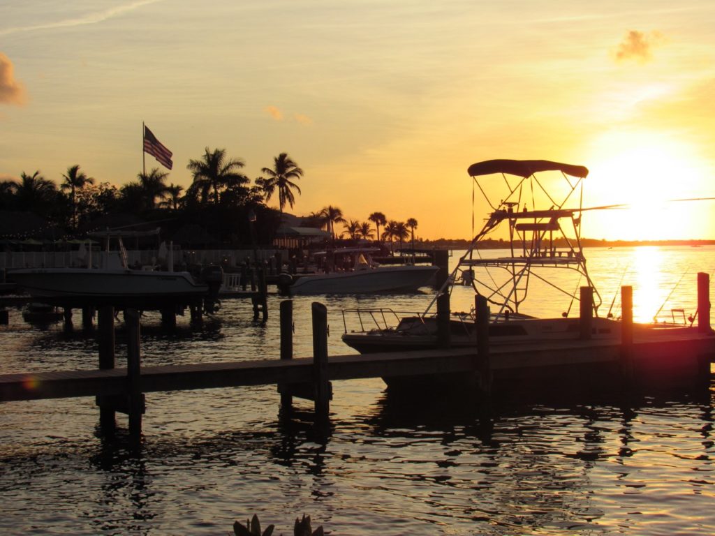 Coucher de soleil à Key Largo, près du Caribbean Club.