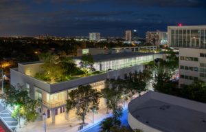 Le Paradise Plaza