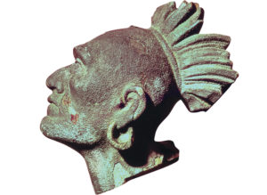 Sculpture sur bois datant de la fin du XIXe siècle et représentant Squanto.