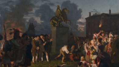 Destruction de la statue de Georges III en 1776 après l'arrivée de George Washington à New-York City. En réalité ce furent les esclaves qui la firent tomber sur ordre de leurs maîtres.