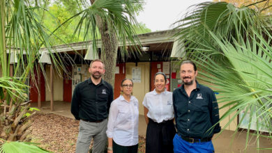 Efam : l'école Franco-Américaine de Miami. Sur cette photo : Sébastien Dhont, Marisa Duret, Aisha McLorin, Pierre-Jean Picot.