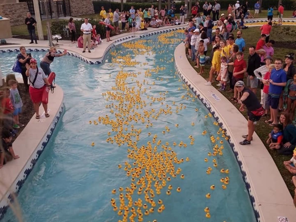Great Naples Duck Race