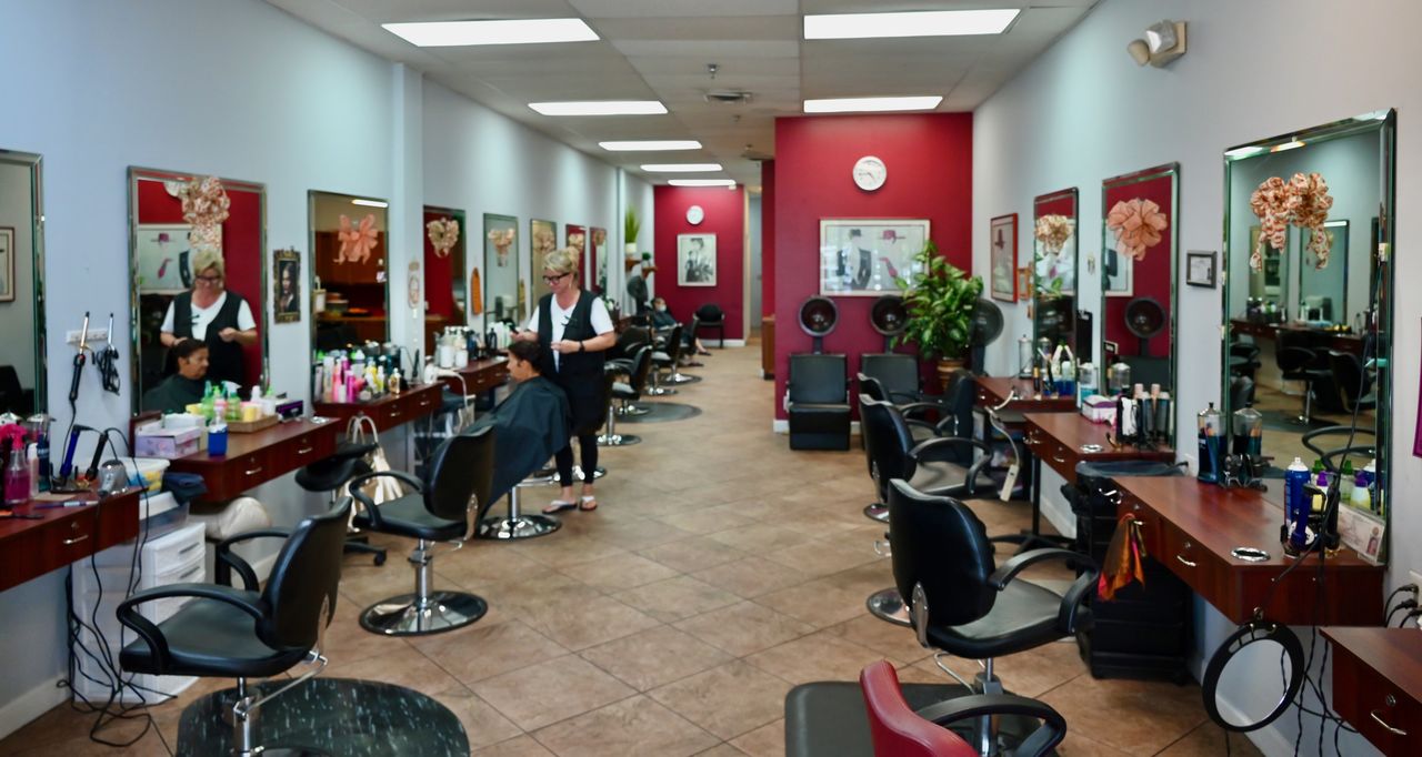 Votre salon de coiffure à Deerfield Beach : Peggy’s Hair salon (coiffeuses francophones)