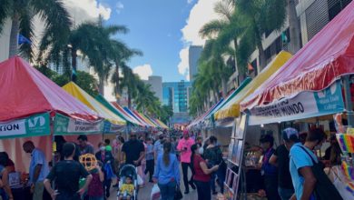 Street Fair de la Miami Book Fair