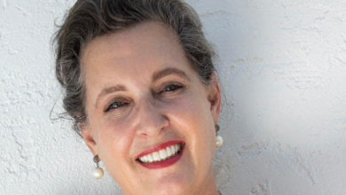 Tampa : Anne Lancelle succède à Jean-Charles Faust au poste de consule honoraire de France