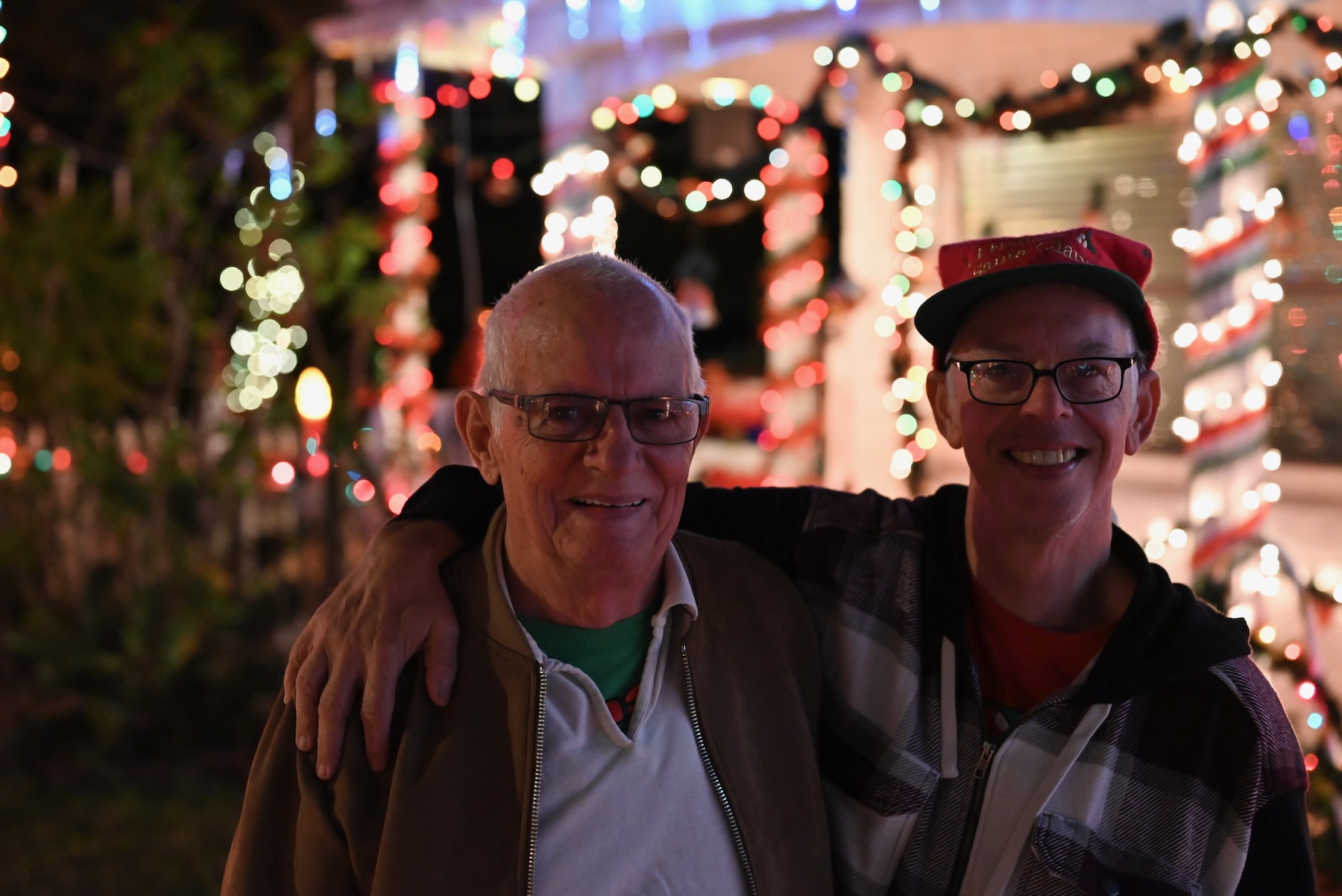 Sylvain et Frédéric Frétigny le 29 décembre dans leur jardin de Hollywood