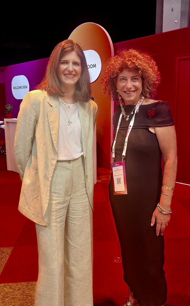 Corine Busson-Benhammou avec Clara Chappaz, la secrétaire d’État au numérique et à l’intelligence artificielle