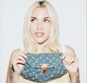 Elena Rose chanteuse