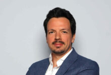 Arnaud Langer est le nouveau président de l'Alliance Française d'Orlando